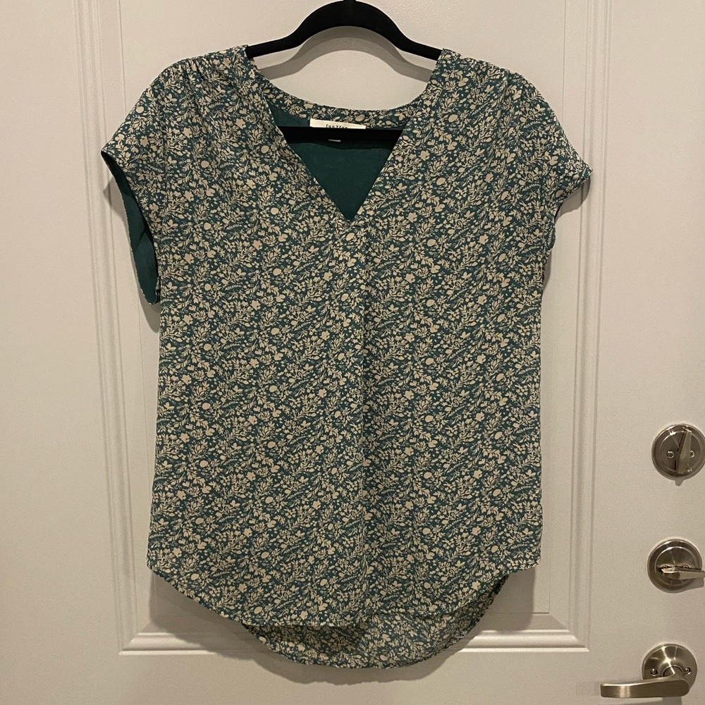 Fun2fun size L light weight blouse